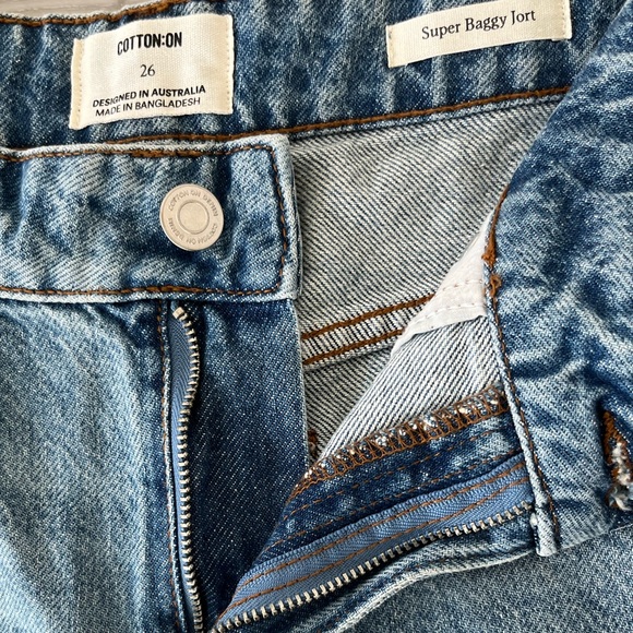 Cotton On 26 in Super Baggy Jort 5 Pocket Blue Jean Shorts 9” Inseam - Picture 4 of 8